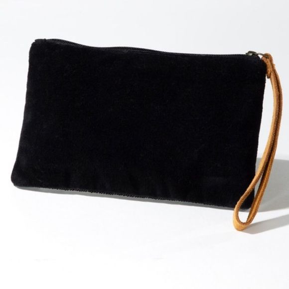 Handmade Leopard Pattern Clutch - Picture 3 of 8